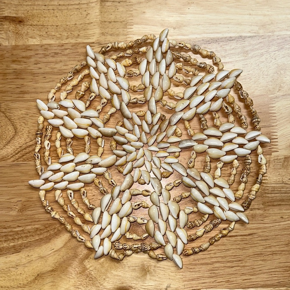 1970’s Puka Cowrie  Shell Trivet Seashell‎ Wallhanging 9”